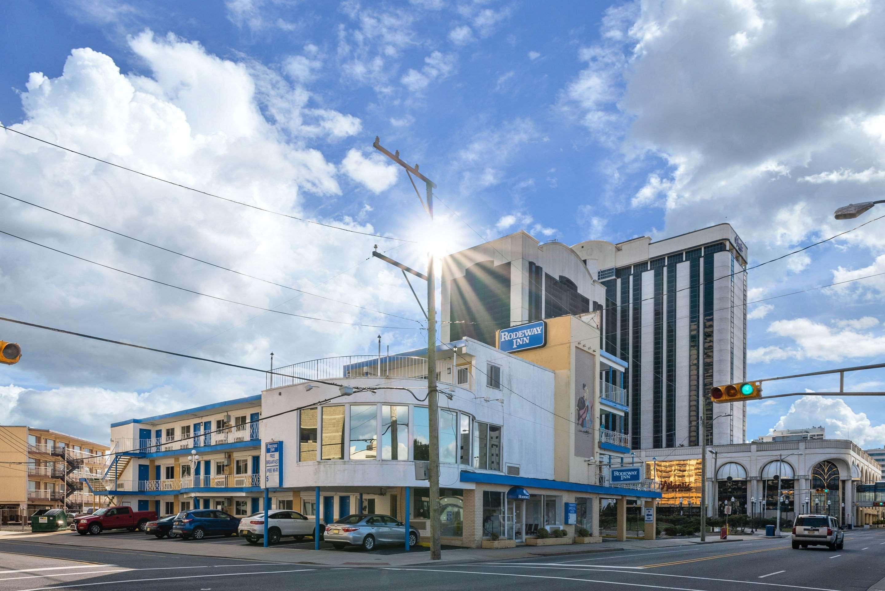Premier Inn Atlantic Stadt Exterior foto